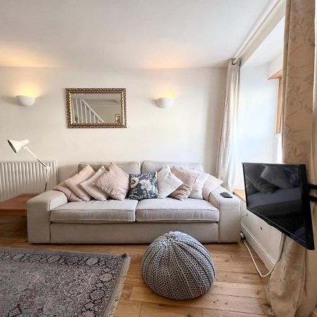 Pass The Keys 64 Church Street Characterful 2-Bed Cottage In The Heart Of Town Kingsbridge  Exteriér fotografie